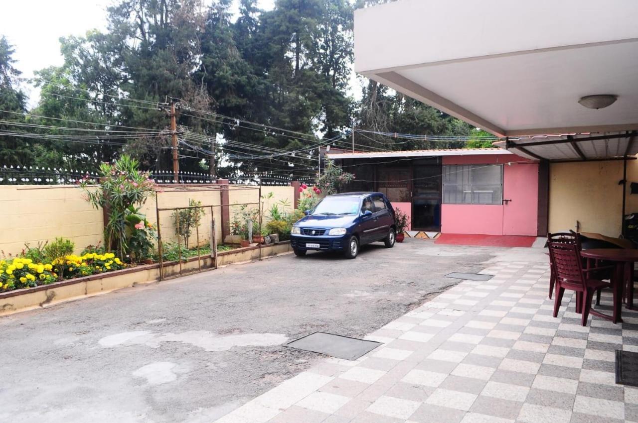 Park Corner Home Stay Кунур Экстерьер фото